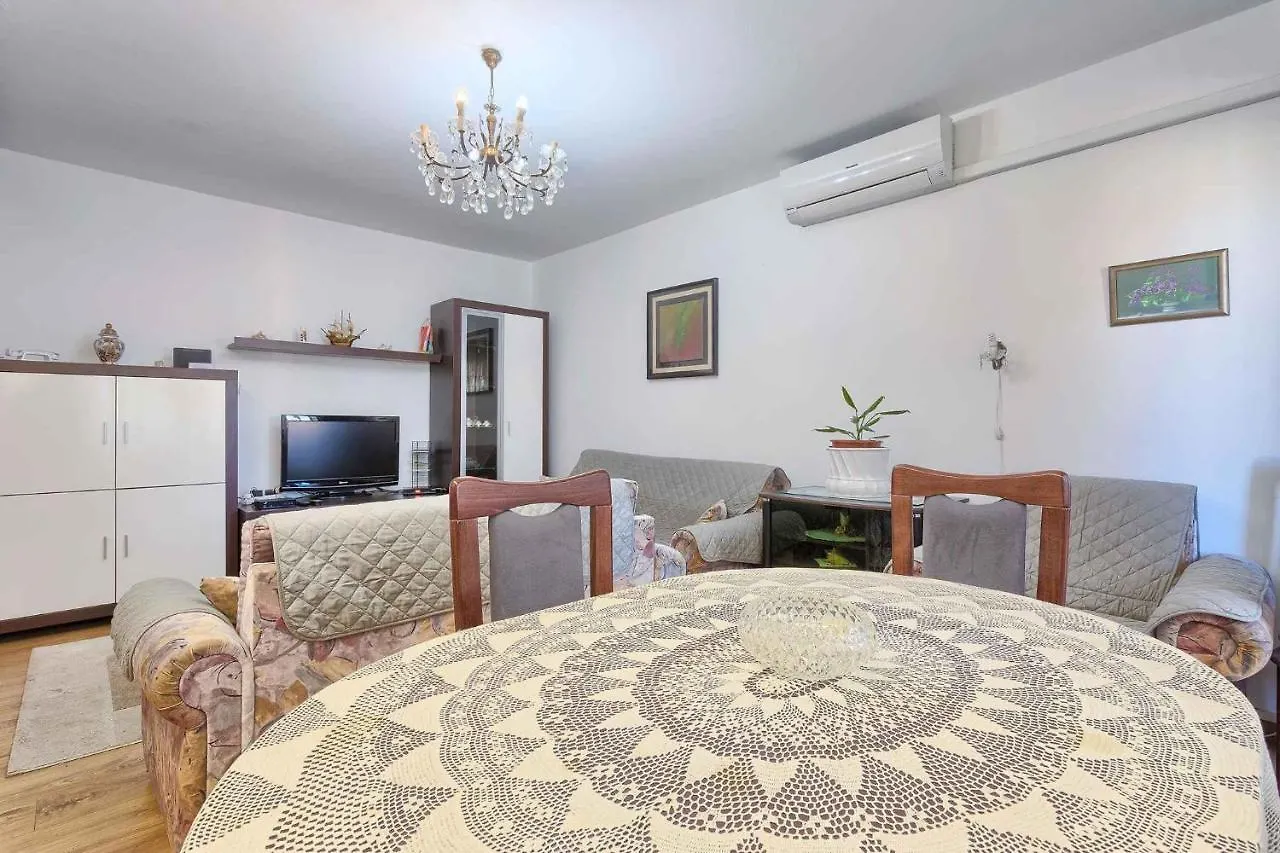 Pula Two-Bedroom Apartment 3 Croatie