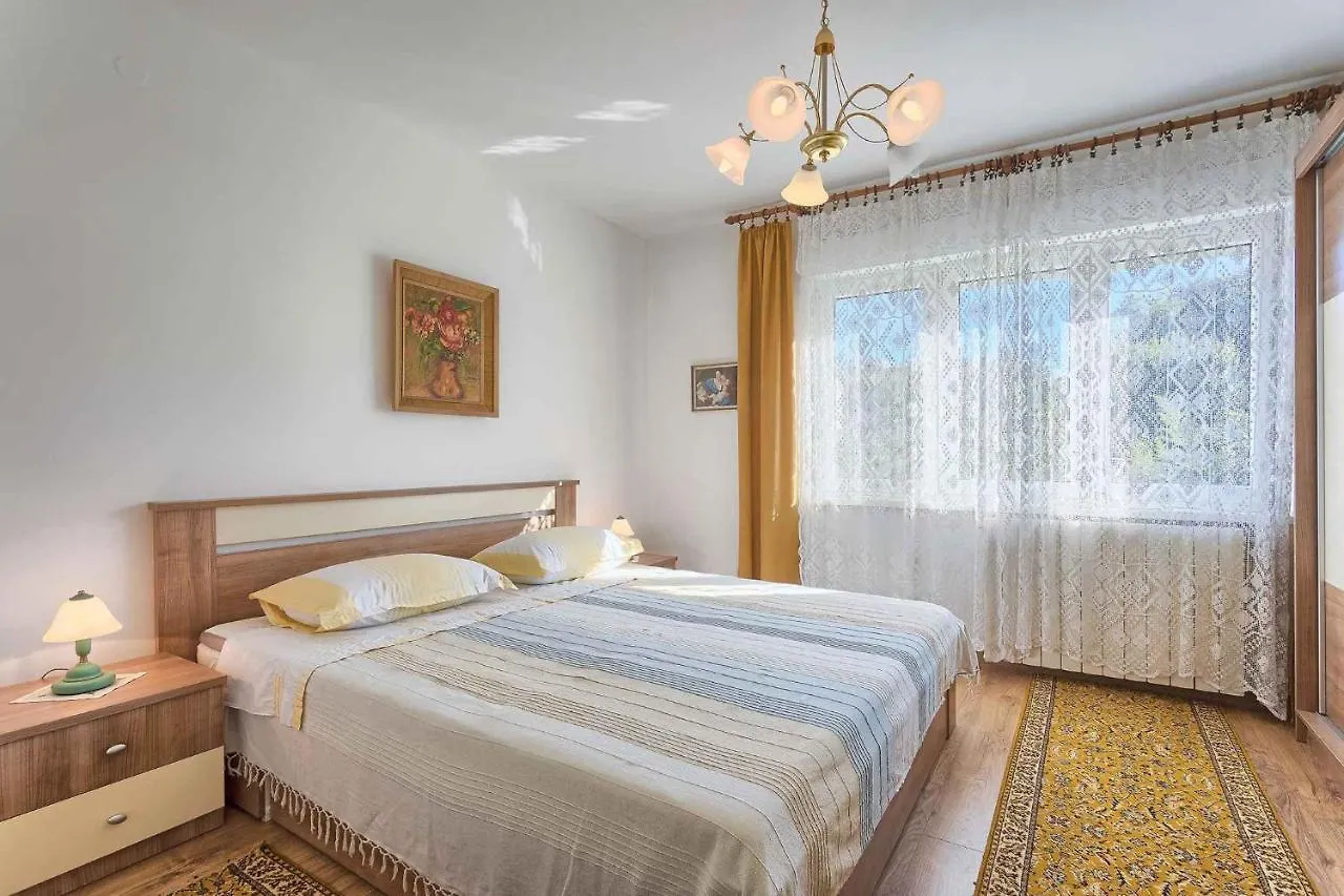 Pula Two-Bedroom Apartment 3 Croatie